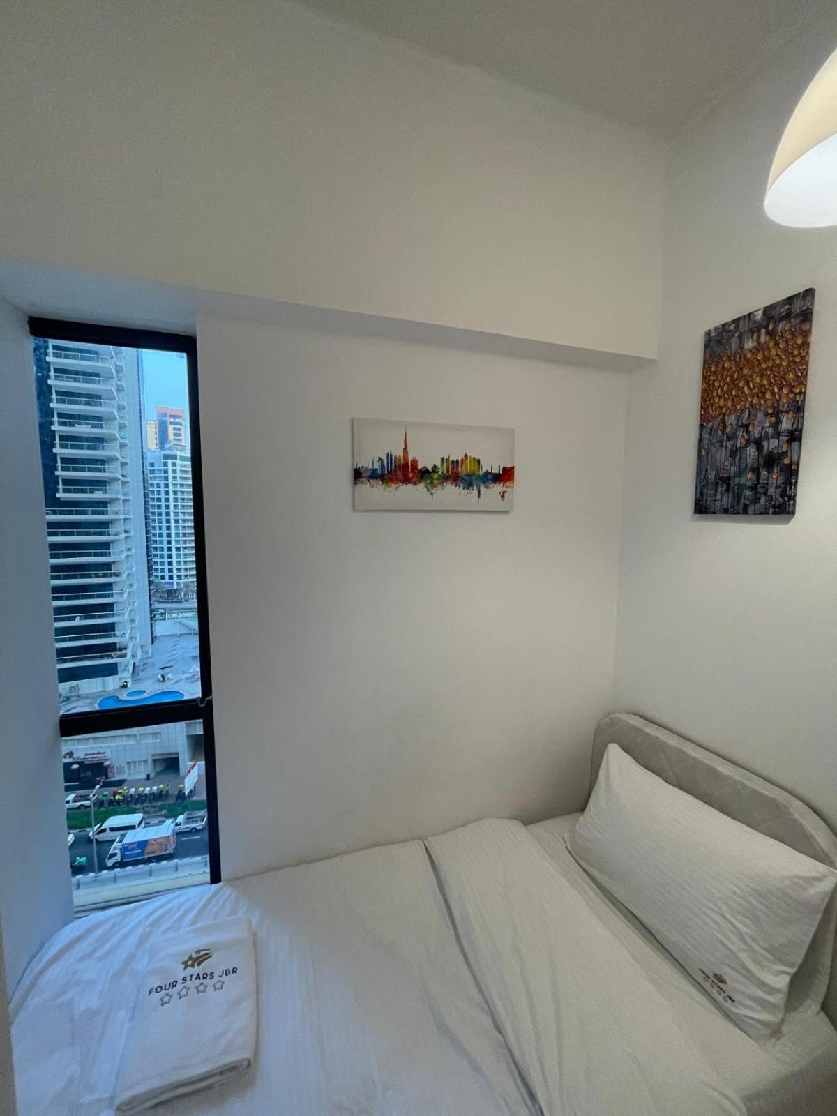 Hotel Four Stars Dubai Marina Jbr Exterior foto