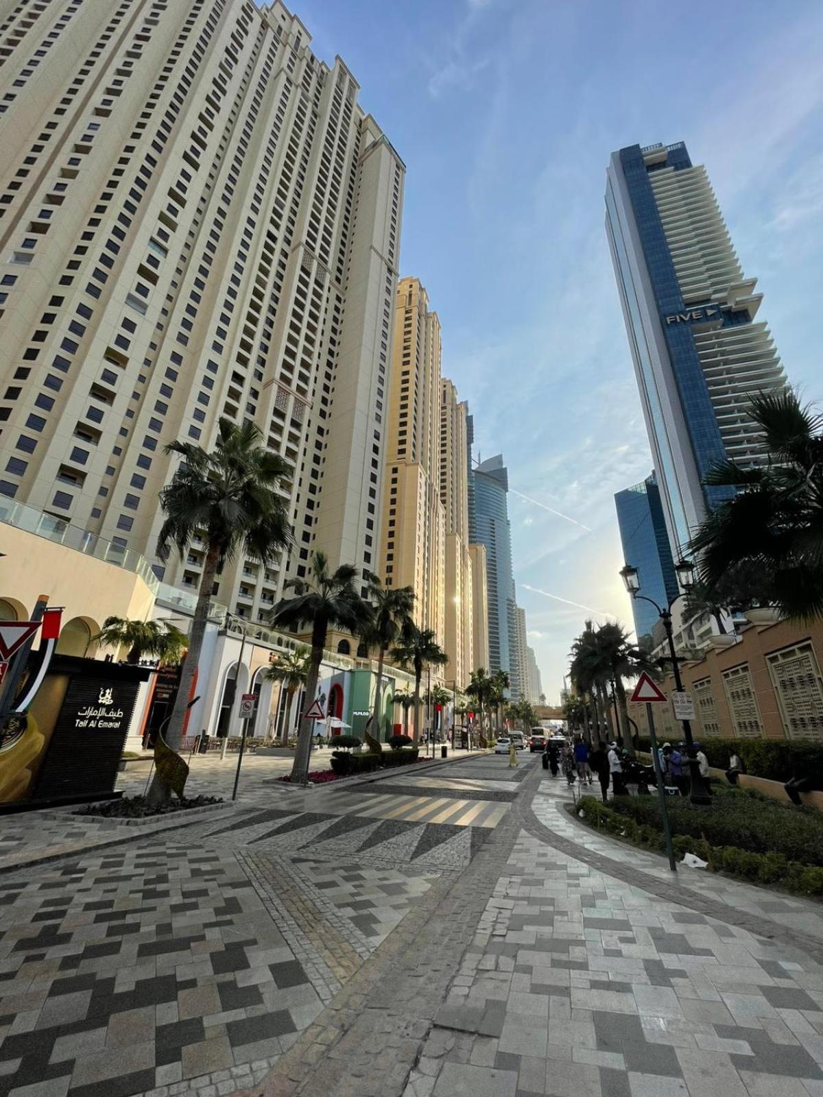 Hotel Four Stars Dubai Marina Jbr Exterior foto